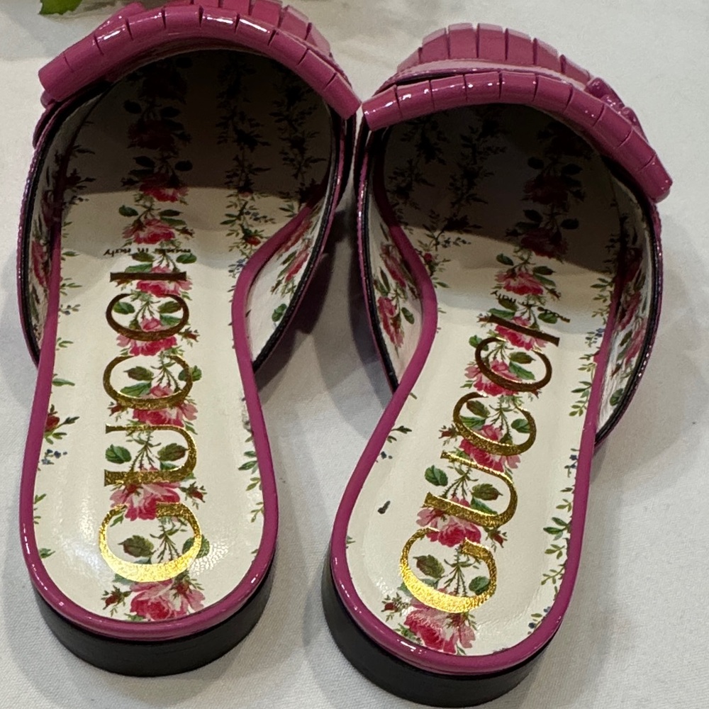 Authentic Gucci Patent Leather Magenta Fringe Mules - Picture 3 of 11